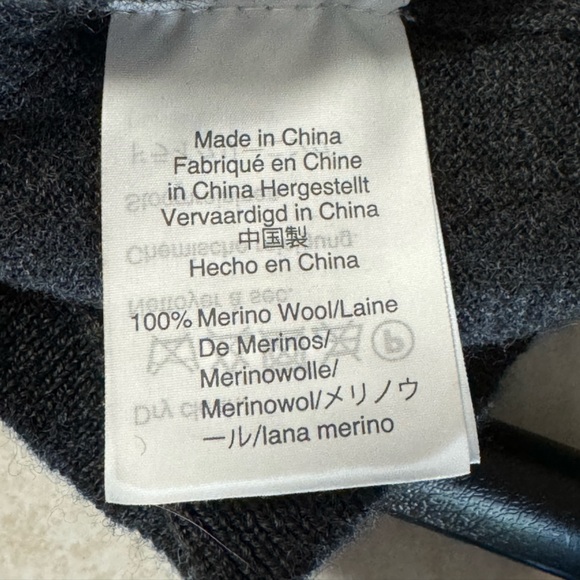 J. Crew 100% Merino Wool Charcoal Gray Sweater. Men’s Size Medium Tall. - Picture 4 of 6